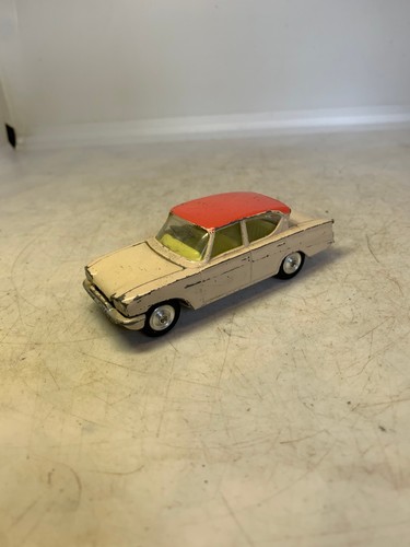Ancienne voiture marque - ancienne,
