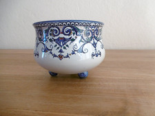 CACHE POT TRIPODE FAIENCE GIEN