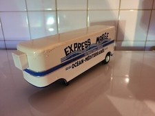 1:43 IXO semi-remorque fourgon