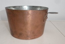 Ancien moule à charlotte avec