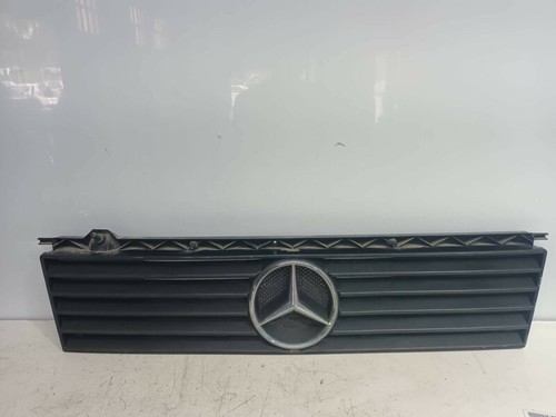 Grille gauche capot - gauche,