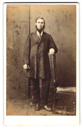 Photographie homme debout - debout, avec