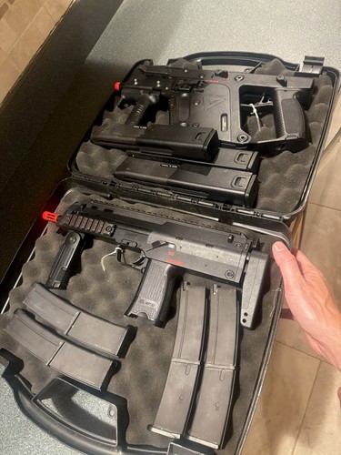 Kwa kris vector and k - kris’s, h&k