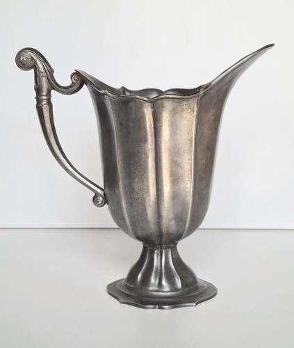 Ancienne aiguière casque - casque, en