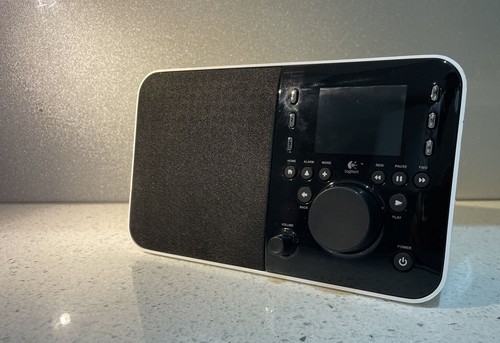 Logitech squeezbox black fm - logitech,