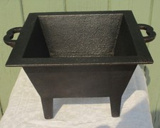 PETIT POTAGER EN FONTE SUR