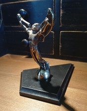 Bouchon de radiateur, mascotte