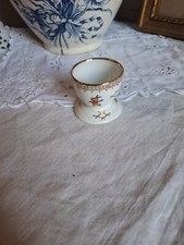1 Coquetier en porcelaine