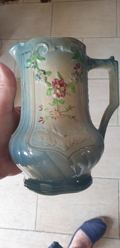 Pichet barbotine ancien - en,