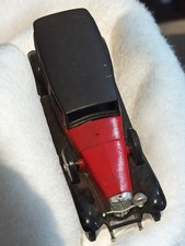 Voiture miniature vintage ancienne, véhicule rétro de collection, occasion rare