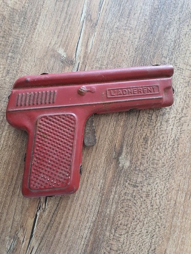 Ancien pistolet fléchettes - ancien, a