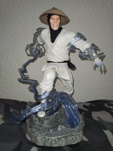 Mortal kombat raiden avec - kombat, sa