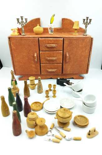 Ancien buffet poupée - buffet, en