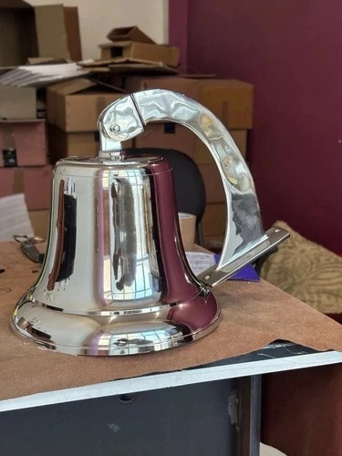 Grande cloche porte en - cloche,
