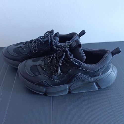 Ugg basket noir - *,
