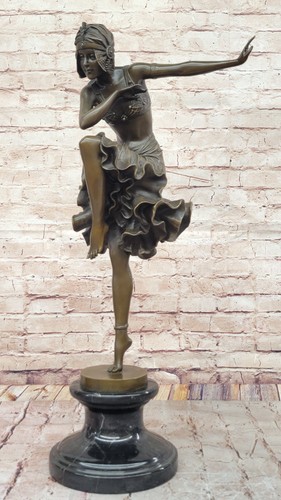 Dancer art déco - Égyptien, en