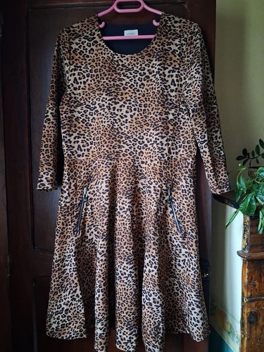 Indies robe marron léopard
