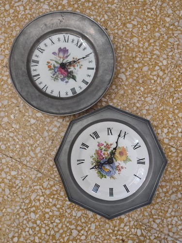Horloge étain avec motif - en,