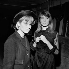 Sylvie Vartan with Francoise Hardy 4x6 Picture Celebrity Print