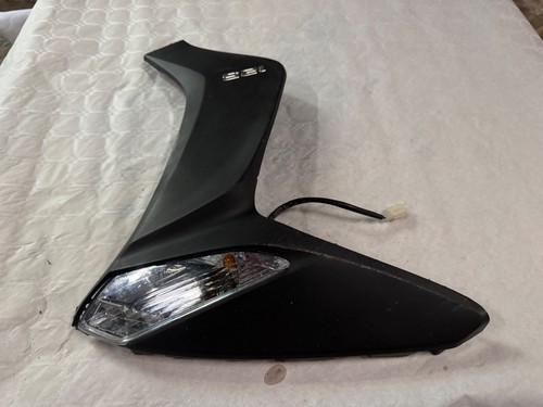 Carenage droit kymco 125 - -,