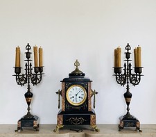 Garniture de cheminée