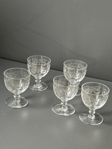 Lot petites verres - 5,