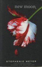 New moon | Stephenie Meyer |