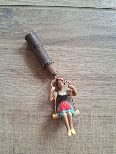 Ancienne figurine femme la - ancienne, À