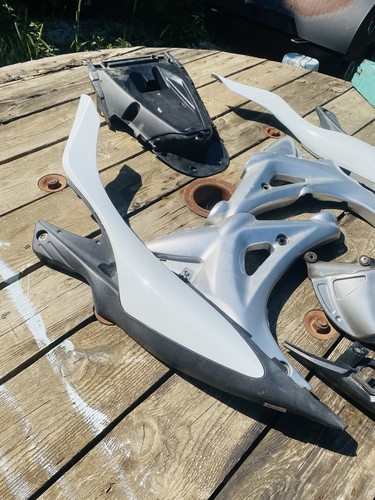Esthétique moto 650 gladius - moto,
