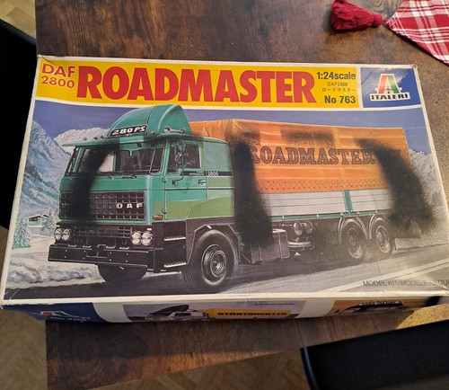 Maquette camion remorque - camion,