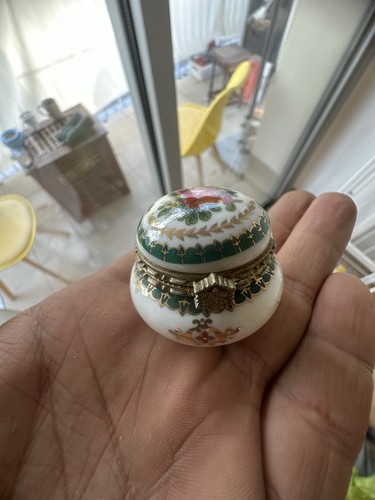 Boîte pilules en - boîte,