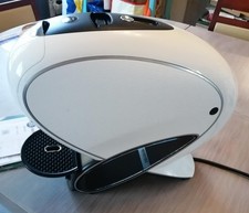 1 CAFETIERE DOLCE GUSTO modèle NEO blanche NEUVE