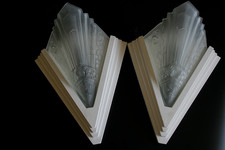 PAIRE D'APPLIQUES MURALES ART