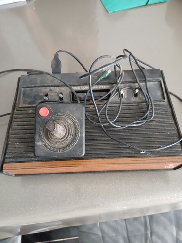 Atari 2600 console - 2600,