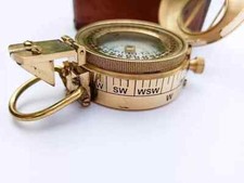 Ancienne boussole militaire