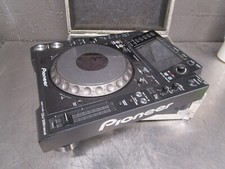 Pioneer CDJ-2000NXS Pro DJ USB Pro Turntable