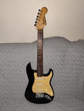 Guitare Squier by Fender Mini