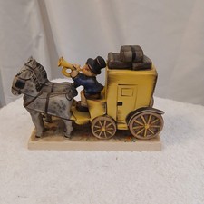 Goebel Hummel Figurine #226 "The Mail Is Here" Stagecoach TMK5 W.Germany