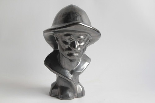 Buste vieil homme terre - buste, de