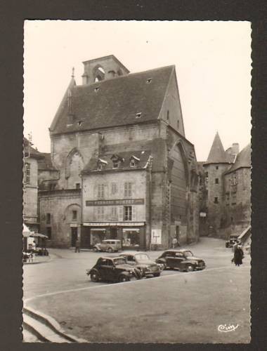 Sarlat renault 4cv - (24),