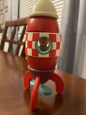 JANOD FRANCE CHILDRENS WOODEN MAGNETIC ROCKET SHIP SET
