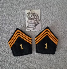 paire de patte de col/collet 1