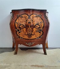 Commode de style Louis XV