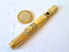 COUPE CIGARE ET PIQUE CIGARE