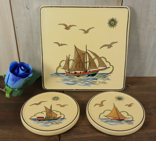 Ensemble dessous plat de - plat,