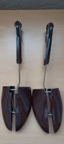 Embauchoirs chaussures vintage - chaussures,