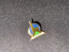 (Z3) VINTAGE ENAMEL BADGE PINS STORE COLLECTION LEROY MERLIN STRASBURG