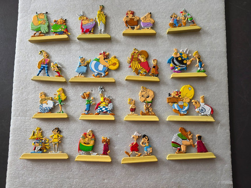 Lot figurines asterix en - 16,