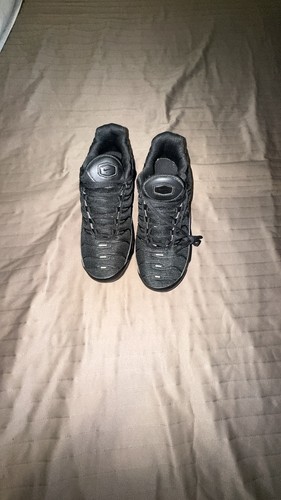 Nike air max plus - noire,