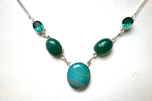 Collier pierre verte marbré - pierre,